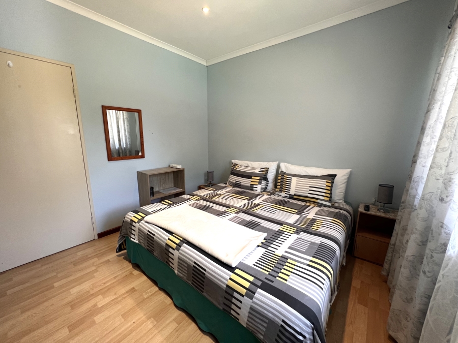1 Bedroom Property for Sale in Table View Western Cape